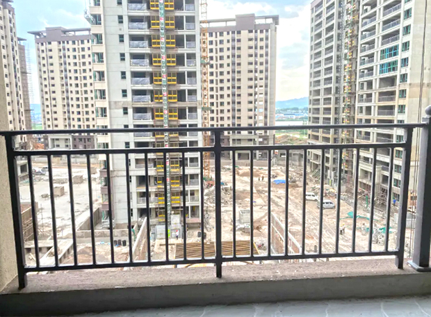 云南瀘西錦輝翡翠住宅項目<a href=http://www.m.we37.com target=_blank class=infotextkey>鋅鋼欄桿</a>工程